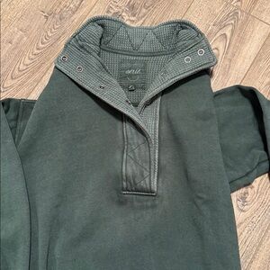 Ladies Hunter Green Sweatshirt